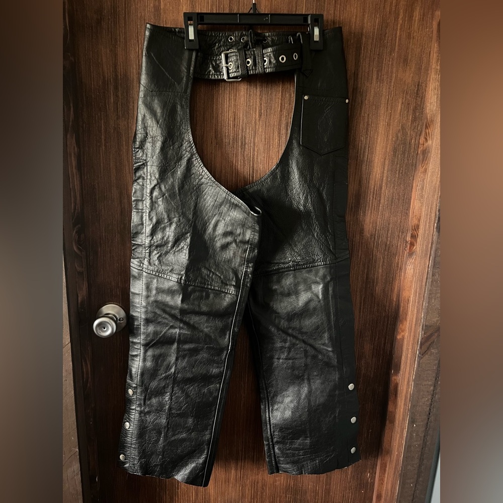 Barney’s Leather women’s leather chaps size XS (*B)